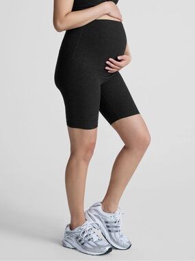 Beyond the Bump
Beyond Yoga Darkest Night Spacedye Cruiser Maternity Biker Short